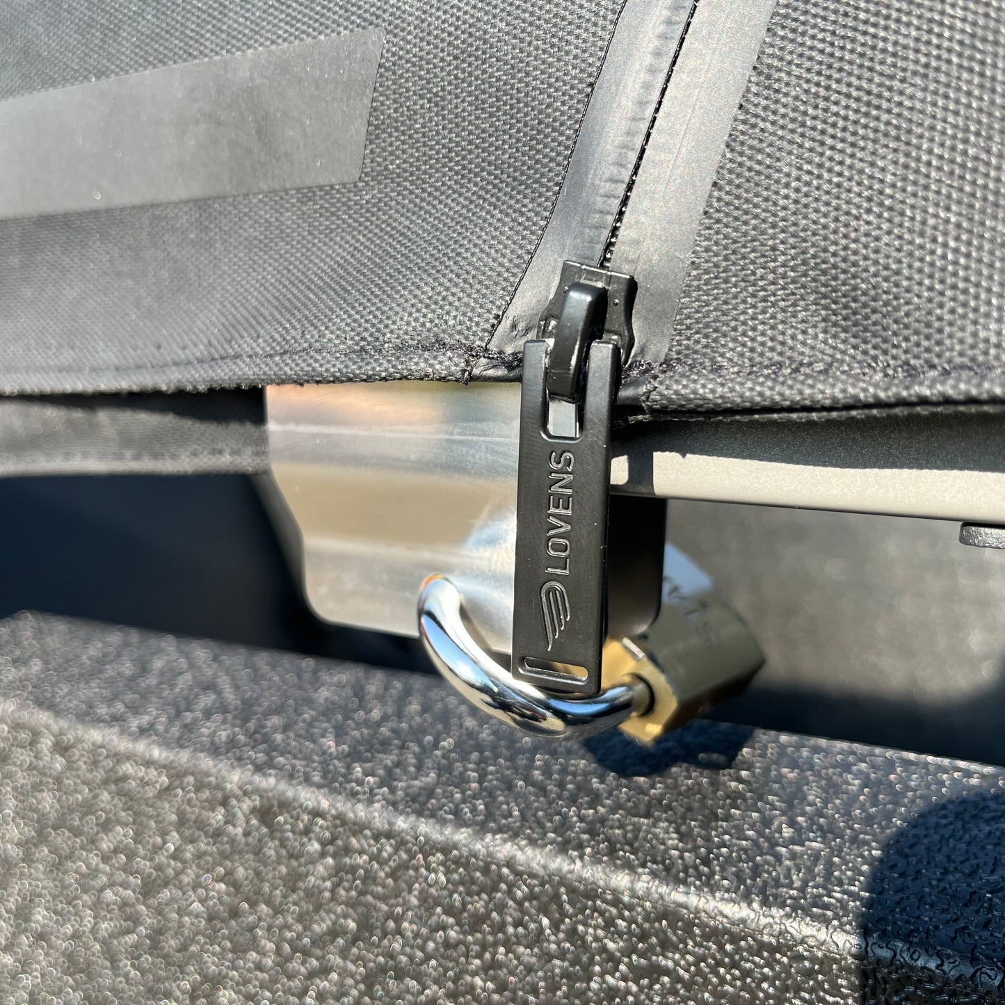 Rain cover lock Lovens Explorer