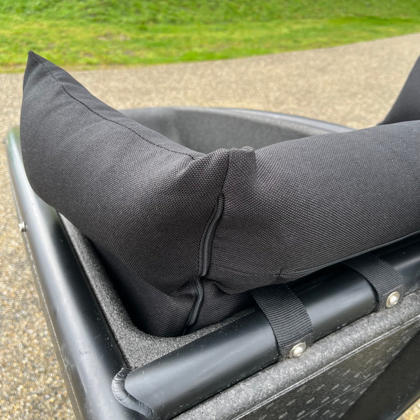 Cargo bike pillow Urban Arrow - Black