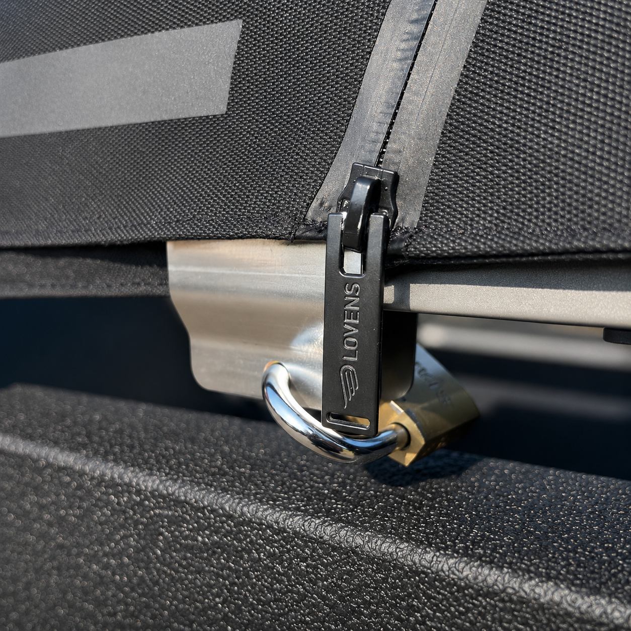 Rain cover lock Lovens Explorer